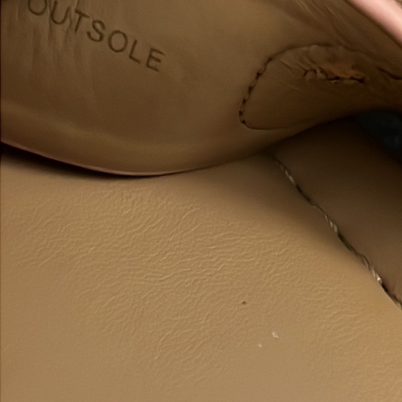 Aerosoles YOYÓ pink leather flat sandals Sz 10 gold tone chain link detailing - Picture 12 of 12